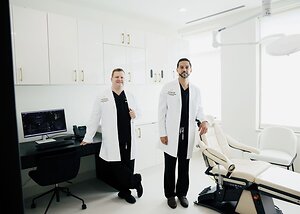 Northern Virginia Oral Surgeons Davary & Smith Mark First Year as an Independent Practice in Sterling