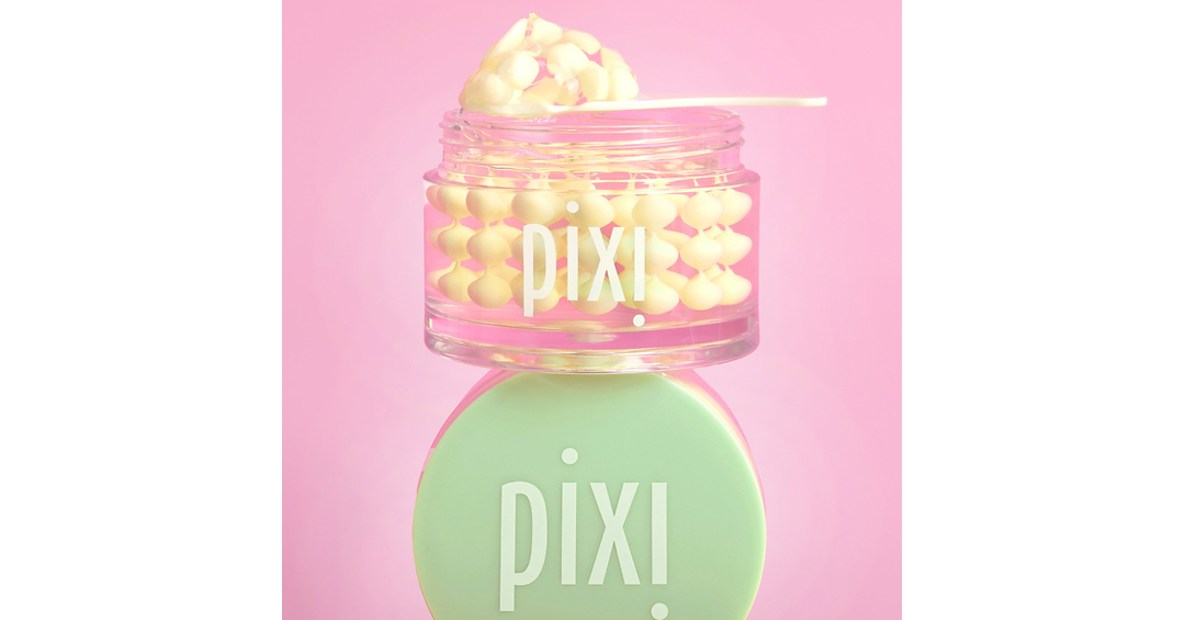 pixi c vit lip brightener +c reviews Beauty Collection l Product review Vegan and cruelty free. Lipstick Love edition set packed with Vitamin pixi c vit lip brightener