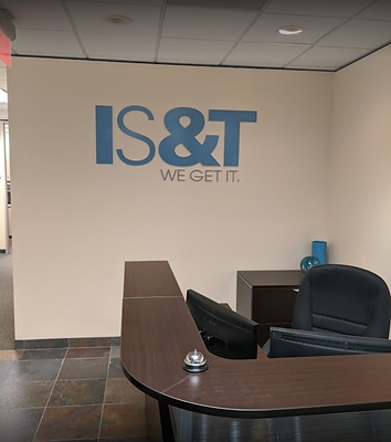 <em>IS&T</em> Launches Custom AI Chatbot Development Services for Houston Businesses
