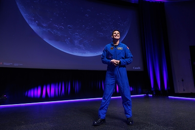 Join the Ontario Science Centre for an out-of-this-world evening with Canadian Space Agency astronaut Jeremy Hansen, on Thursday, June 11 at Elgin Theatre in Toronto.