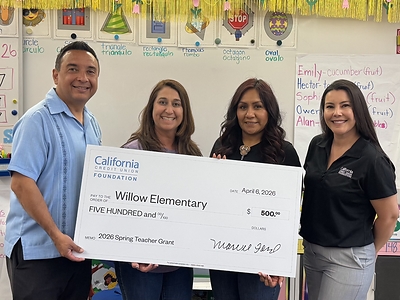 L/R: South Gate’s Willow Elementary School Principal Pedro Jimenez, Teacher Grant Recipient Maria Salazar, and Instructional Aide Adriana Carreno receive a California Credit Union Foundation Teacher Grant from California Credit Union VP School & Community Development Gloria Rogers. The grant will provide live caterpillar sets for TK–first grade classrooms, giving students a hands-on opportunity to observe the butterfly life cycle and release the butterflies into the school garden. L/R: South Gate’s Willow Elementary School Principal Pedro Jimenez, Teacher Grant Recipient Maria Salazar, and Instructional Aide Adriana Carreno receive a California Credit Union Foundation Teacher Grant from California Credit Union VP School & Community Development Gloria Rogers. The grant will provide live caterpillar sets for TK–first grade classrooms, giving students a hands-on opportunity to observe the butterfly life cycle and release the butterflies into the school garden.