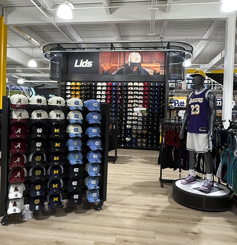 DICK'S x Lids Shop 1 DICK'S x Lids Shop 1