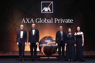 (圖片一)AXA安盛集團副行政總裁George Stansfield(左一),AXA安盛集團行政總裁Thomas Buberl(左二), AXA安盛中國大陸、香港及澳門兼AXA Global Private 行政總裁尹玄慧(右二),以及AXA Global Private 副行政總裁李佩瑜(右一),出席AXA Global Private啟動宴會。 (圖片一)AXA安盛集團副行政總裁George Stansfield(左一),AXA安盛集團行政總裁Thomas Buberl(左二), AXA安盛中國大陸、香港及澳門兼AXA Global Private 行政總裁尹玄慧(右二),以及AXA Global Private 副行政總裁李佩瑜(右一),出席AXA Global Private啟動宴會。
