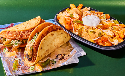 Taco Bell’s obsession-worthy cheesy Street Chalupas gets a fajita flavor upgrade with new Fajita Street Chalupas and Chicken Fajita Nacho Fries – only available for a limited time. 