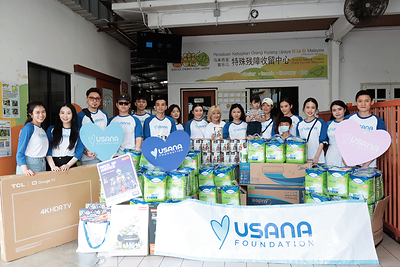 USANA volunteers in Malaysia