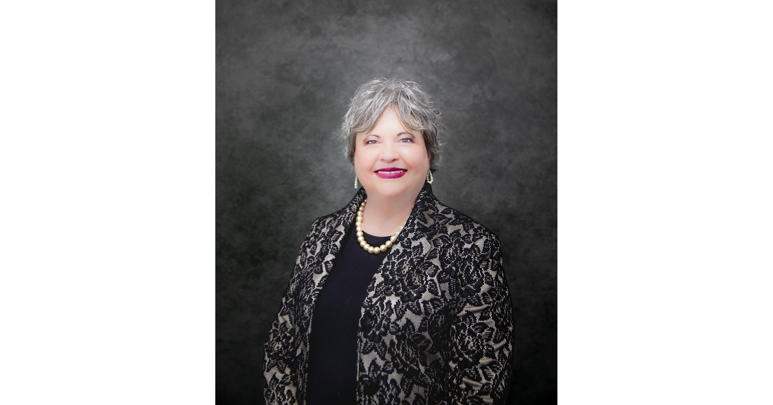Inner Circle acknowledges Debra K. Durda as a Pinnacle Professional Member Inner Circle of Excellence Inner Circle acknowledges Debra K. Durda as a Pinnacle Professional Member Inner Circle of Excellence
