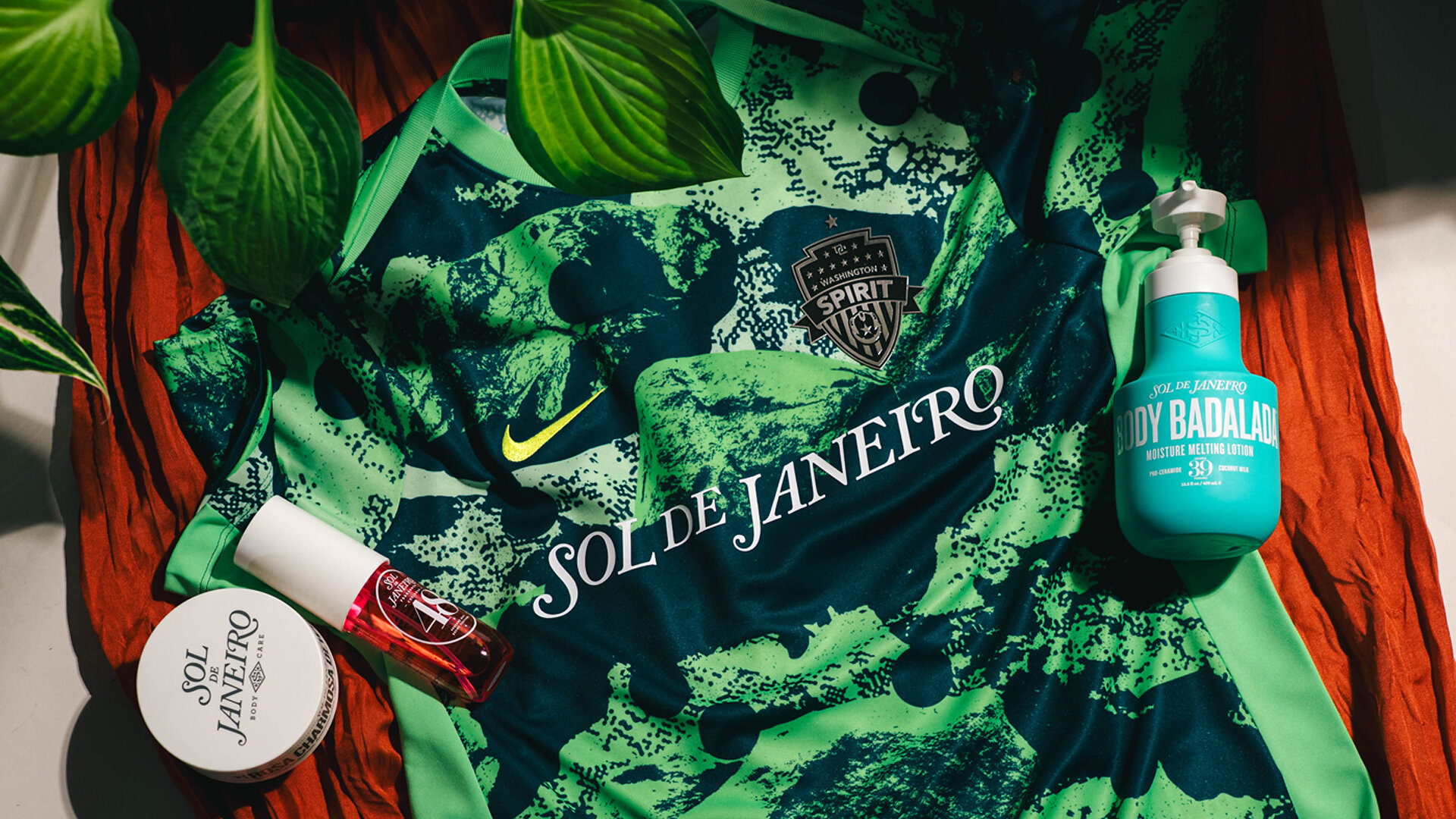 Sol de Janeiro — source image