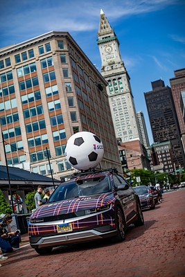 Scotland Right at Home in Boston - Squad of Tartan Taxis Drive Scottish Spirit Through the City copyright Stephen Landau_Good Traffic