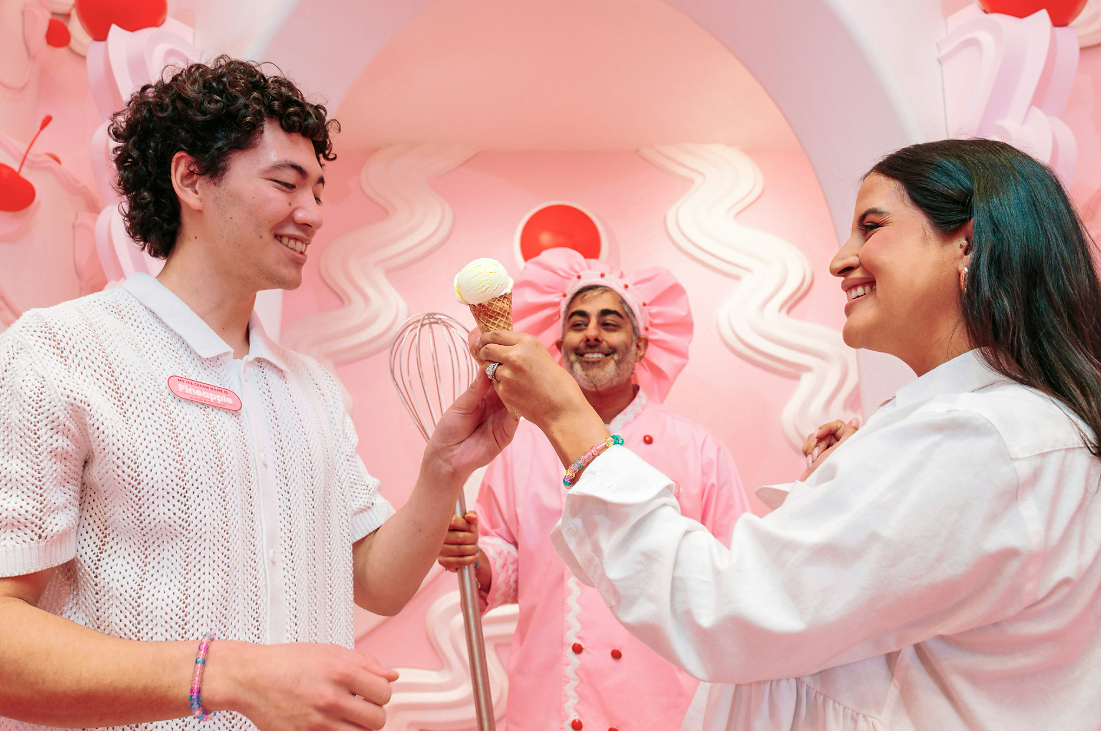 JAY-Z’s Explosive Comeback Tour Meets Vegas Sugar Shock: Giant Ice Cream Palace Opens with Wild Attractions 9 01 Chapel 02