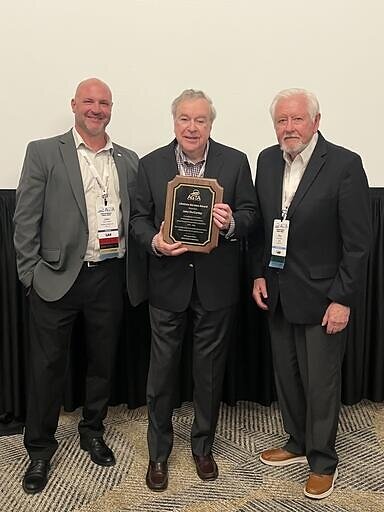 GO Airport Shuttle's John McCarthy Receives AGTA Lifetime Service Award