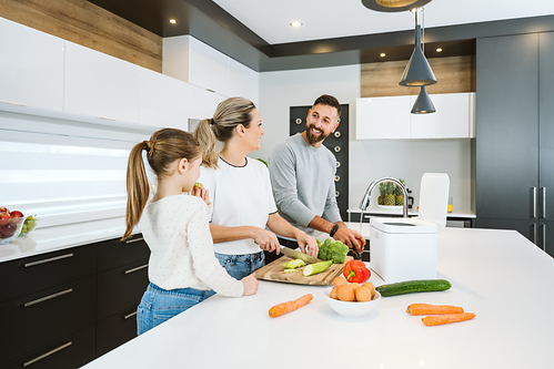 COMPOST GENIE® LAUNCHES NEW COUNTERTOP BIN TO MAKE DAILY COMPOSTING SIMPLER
