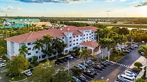 Courtyard by Marriott Fort Myers at I-75 and Gulf Coast Town Center Unveils a Renewed Stay Experience in South Fort Myers