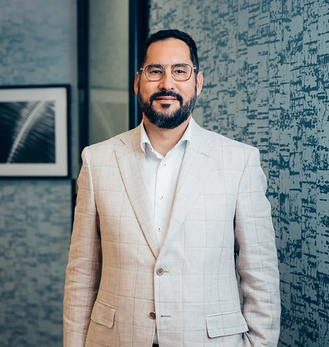 Dr. Luis Macias is an internationally renowned, highly-trained, double board-certified plastic surgeon best known for natural results.