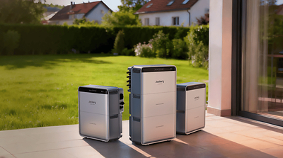 Above: Jackery SolarVault Series 3