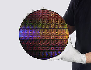 IBM Debuts World's First Sub-1 Nanometer Chip Technology