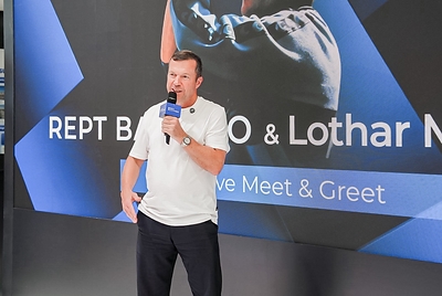 Lothar Matthäus showcases at REPT BATTERO Booth Lothar Matthäus showcases at REPT BATTERO Booth