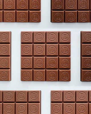 Cabrellon, Eastman's longest-standing Tritan partner for chocolate molds expands its portfolio with Tritan™ Renew.