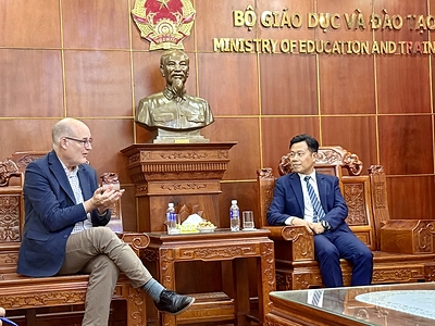 Cambridge meeting with Prof Dr. Le Quan, Vice Minister MoET