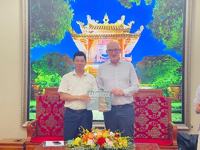 Cambridge meeting with Mr Pham Quoc Toan, Vice Director Hanoi DoET