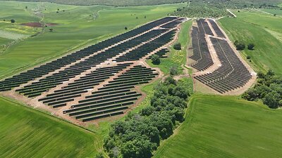 LONGi solar technology viewed from overhead at another FARIA RENEWABLES site. This image opens in the lightbox