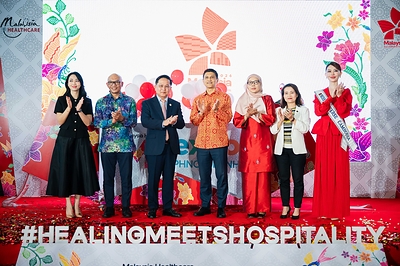 His Excellency Professor Sok Chour, Adviser and Deputy Director General of Health; Nur Herzazzila Ghazali, Deputy Chief of Mission and Counsellor at the Embassy of Malaysia in Phnom Penh; and Suriaghandi Suppiah, Chief Executive Officer of the Malaysia Healthcare Travel Council (MHTC), during the official launch of the Malaysia Healthcare Expo in Phnom Penh, Cambodia.