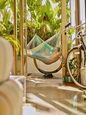 Yellow Leaf Hammocks & Margaritaville Launch Hammock Collection