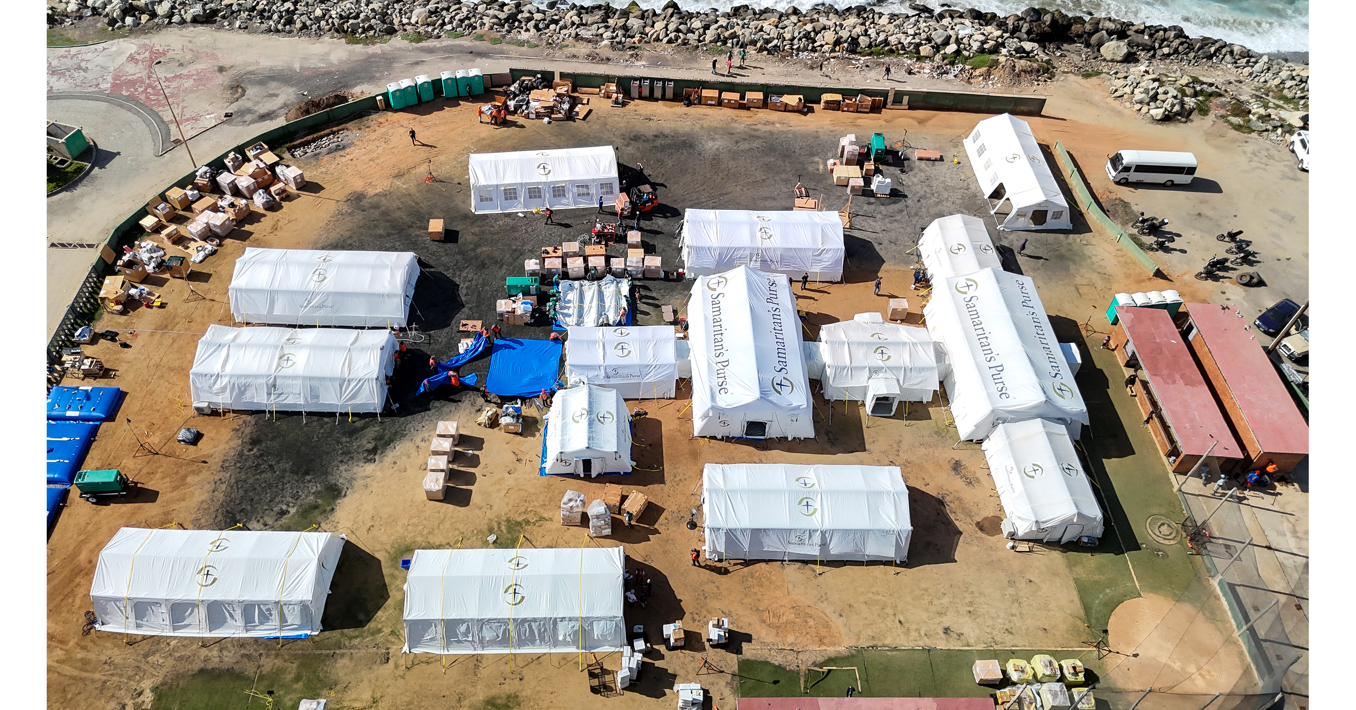 SE INAUGURA UN HOSPITAL MÓVIL DE EMERGENCIAS DE SAMARITAN'S PURSE EN VENEZUELA, PARA ATENDER A VÍCTIMAS DE TERREMOTOS