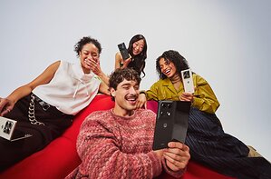Motorola razr fold ushers in a bold new era of foldables