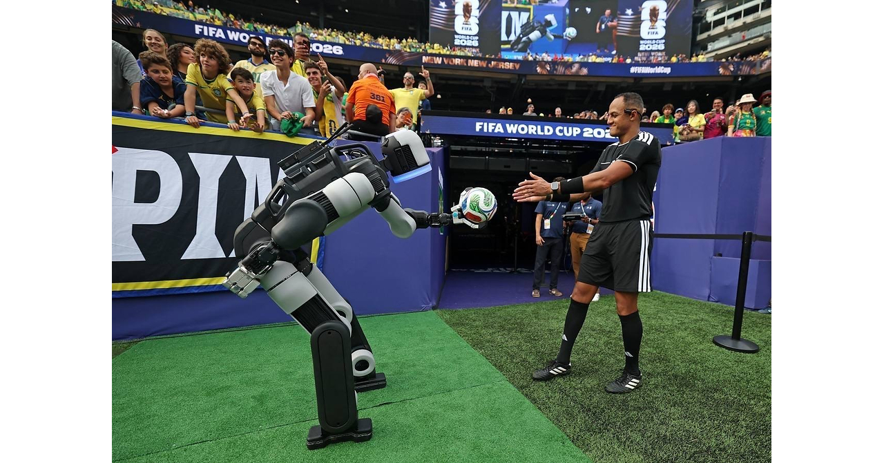 Hyundai Motor Brings Atlas Humanoid Robot to FIFA World Cup 2026™ in First-Ever Live Match Environment Robotics Integration Hyundai Motor Brings Atlas Humanoid Robot to FIFA World Cup 2026™ in First-Ever Live Match Environment Robotics Integration