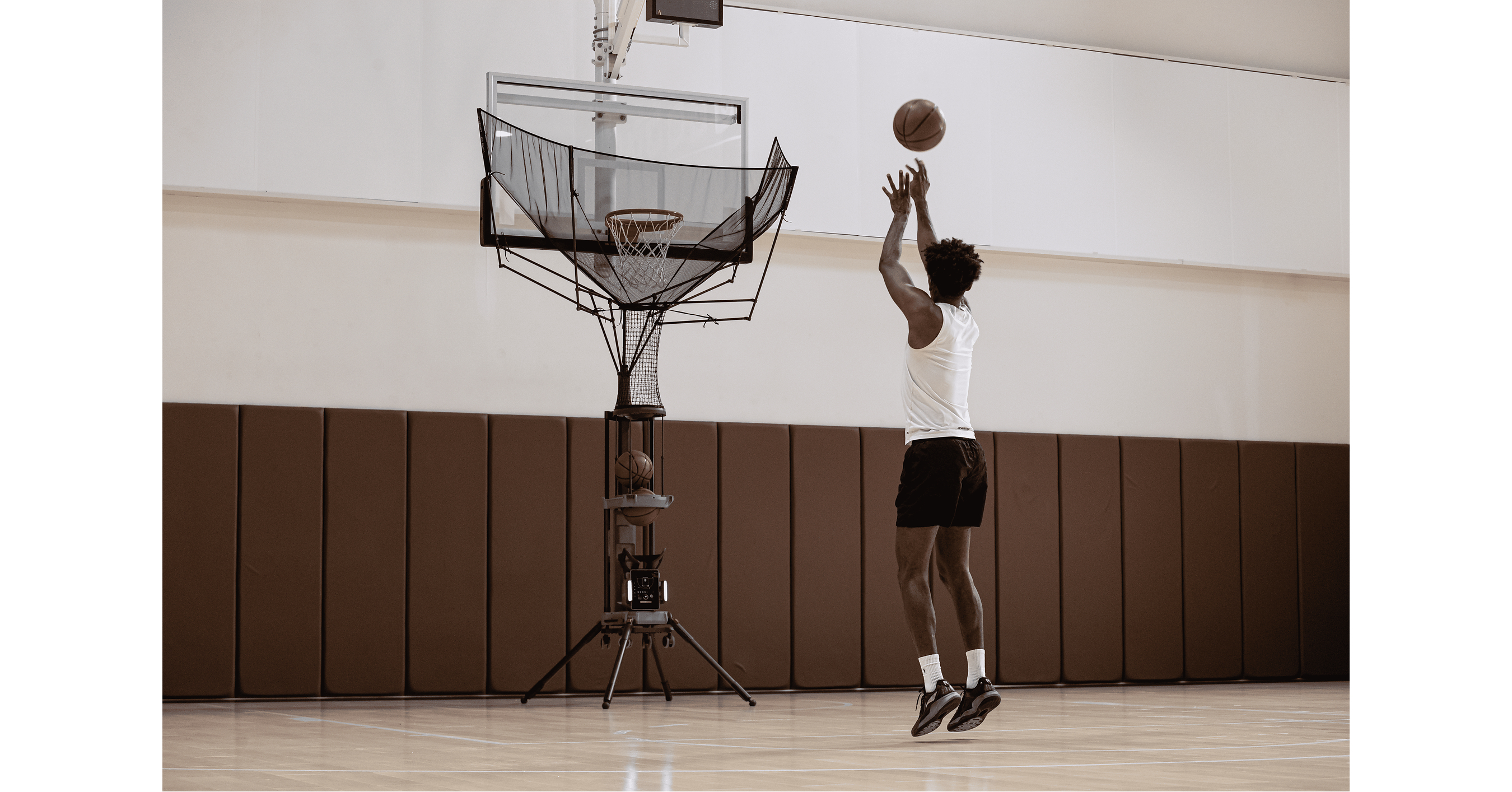 LUMISTAR Launches CARRY on Kickstarter, Introducing an AI-Powered Basketball Training System