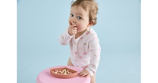 Little Bellies, Canada's Fastest-Growing Baby Snack Brand, Expands Nationwide at Walmart Canada with Five New Snack Innovations