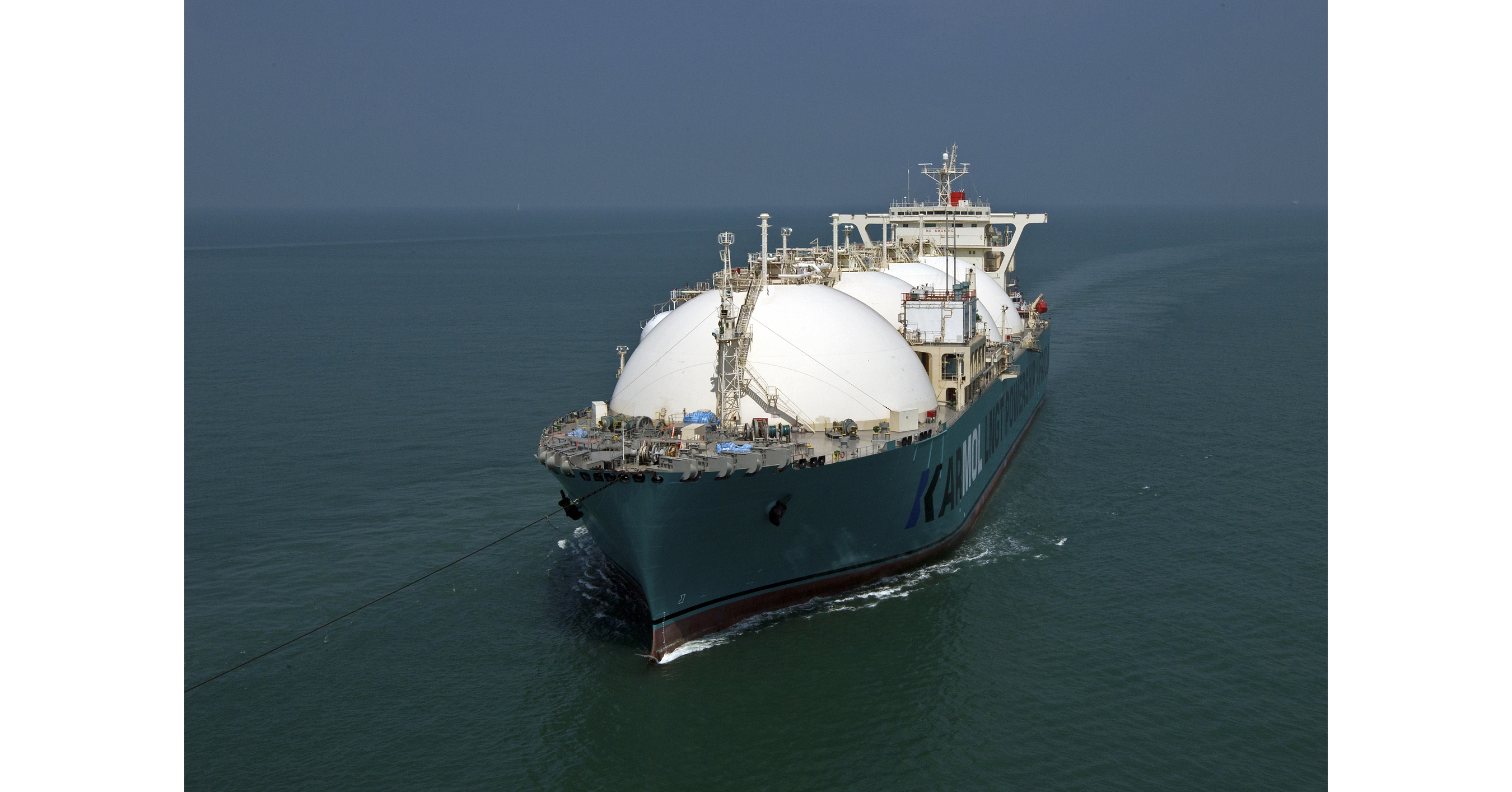 Kinetics, une initiative de Karpowership, lance la construction de son premier FSRU à grande capacité