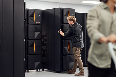IBM LinuxONE 5单机架版本 IBM LinuxONE 5单机架版本