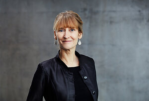 LE MNBAQ SALUE LA NOMINATION D'ANNE ÉLISABETH THIBAULT À SA DIRECTION GÉNÉRALE