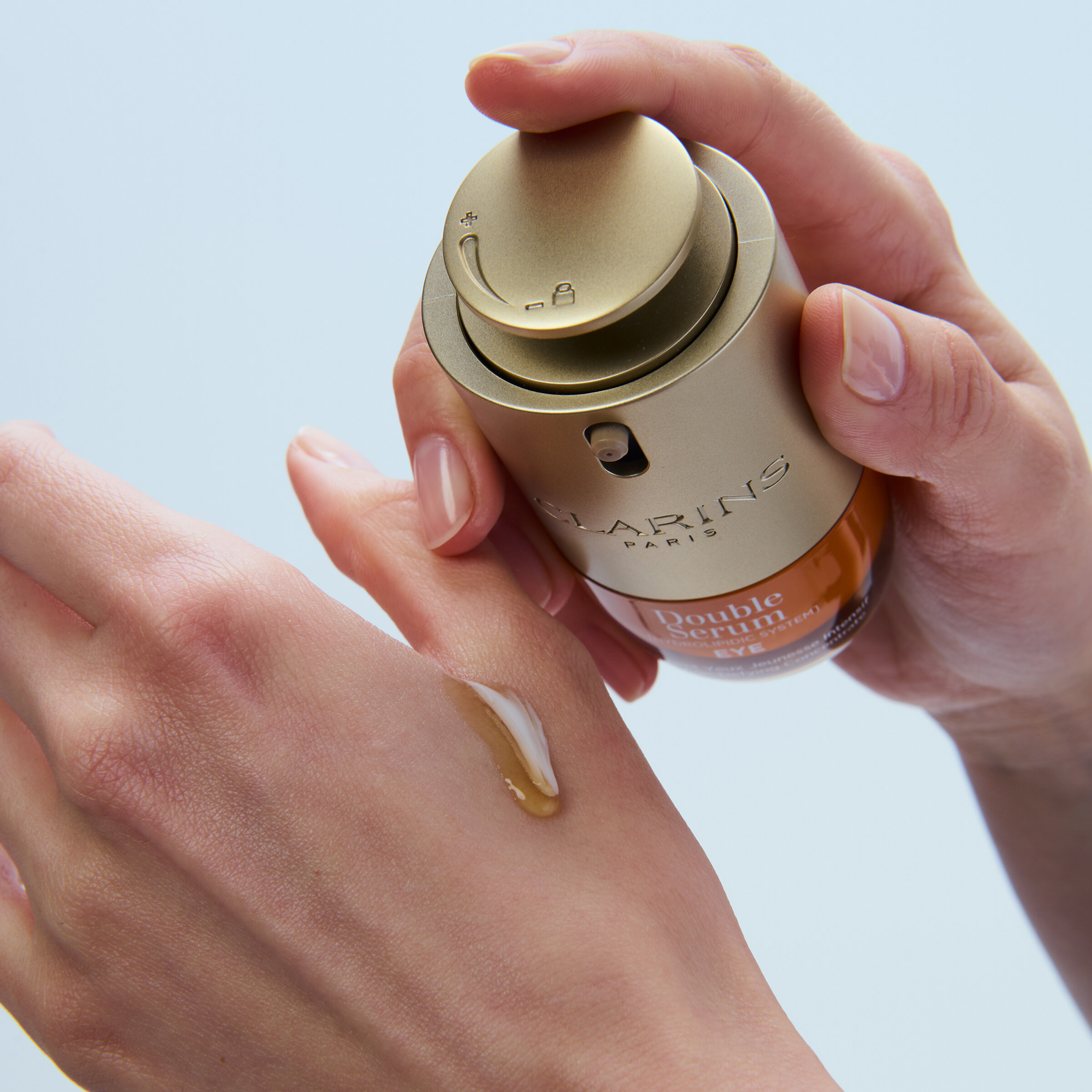Clarins Introduces Double Serum Eye, Bringing 30 Years of Longevity Science to the Eye Contour to Reduce Visible Eye Wrinkles, Puffiness, and Dark Circles