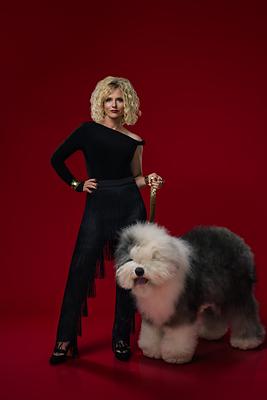 Handler Chic Ash Oldfield