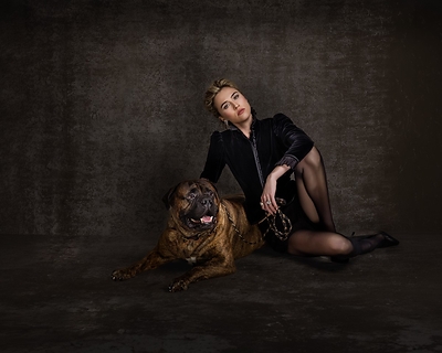 Bullmastiff Ryder and Model