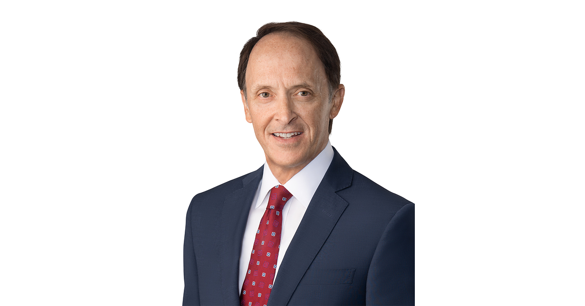 Jones Walker Further Expands Pensacola Office, Welcomes Real Estate Partner Charles James