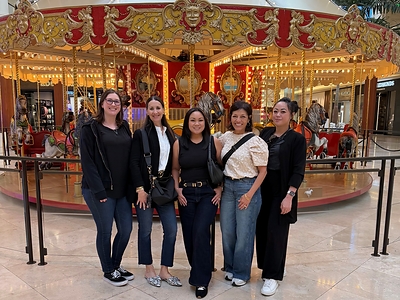 Members of the Costa Mesa Ultimate Staffing team met up for a casual team-building get-together at an iconic Orange County location, the carousel at South Coast Plaza.
