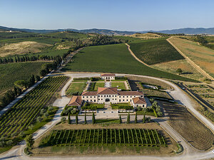 Famiglia Cecchi Celebrates 30 Years of Val delle Rose