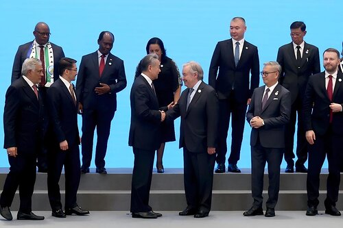 Chinese Foreign Minister Wang Yi (third from left) speaks with United Nations Secretary-General Antonio Guterres after the signing ceremony for the agreement establishing the World Artificial Intelligence Cooperation Organization in Shanghai on July 16. Chinese Foreign Minister Wang Yi (third from left) speaks with United Nations Secretary-General Antonio Guterres after the signing ceremony for the agreement establishing the World Artificial Intelligence Cooperation Organization in Shanghai on July 16.