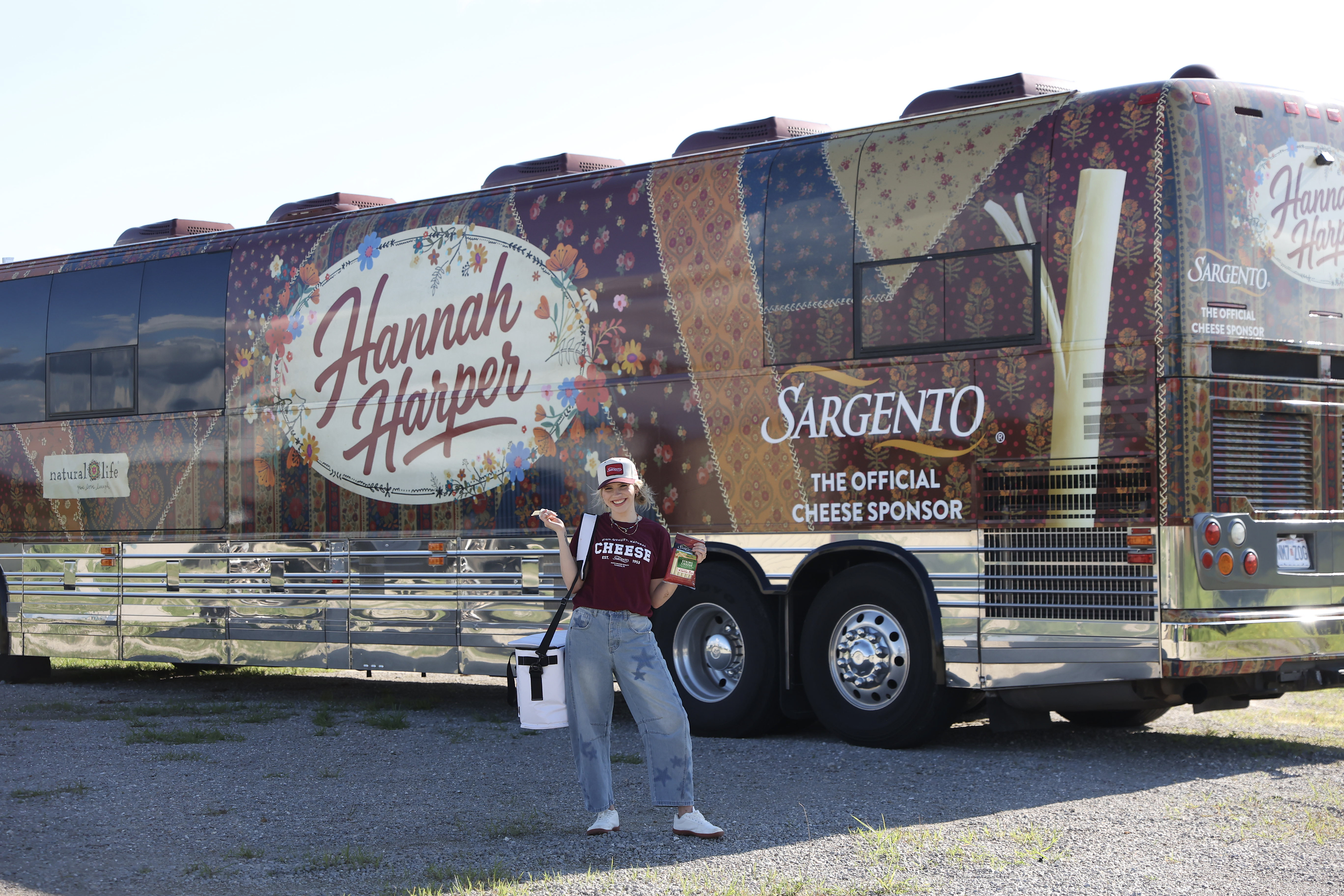From Viral Hit "String Cheese" to National Tour: Sargento Joins Hannah Harper as Exclusive Cheese Sponsor