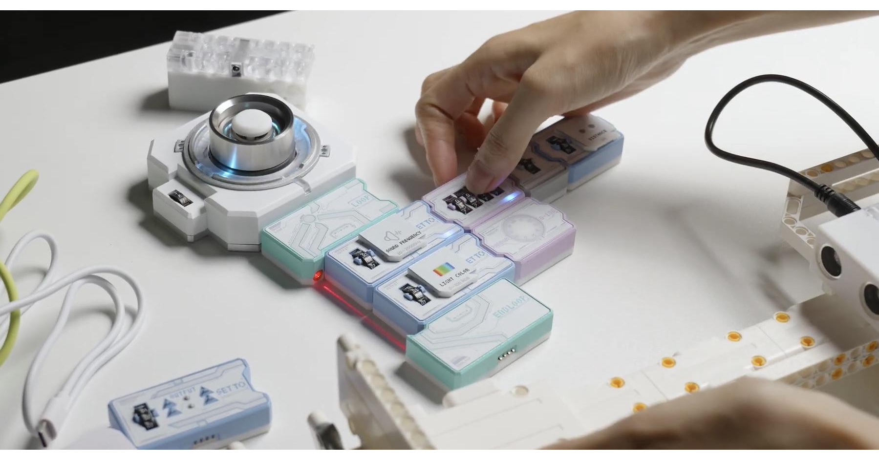 CodeeBot Launches Screen-Free, AI-Powered Tangible Coding Platform That Turns Magnetic Blocks into Real Programs