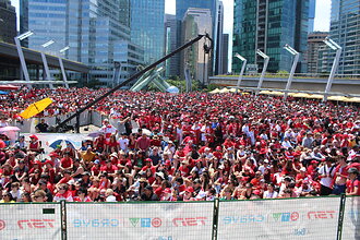 Des milliers d’adeptes ont visité le studio de diffusion au Jack Poole Plaza et étaient présents au Festival des fans de la FIFA à Vancouver.