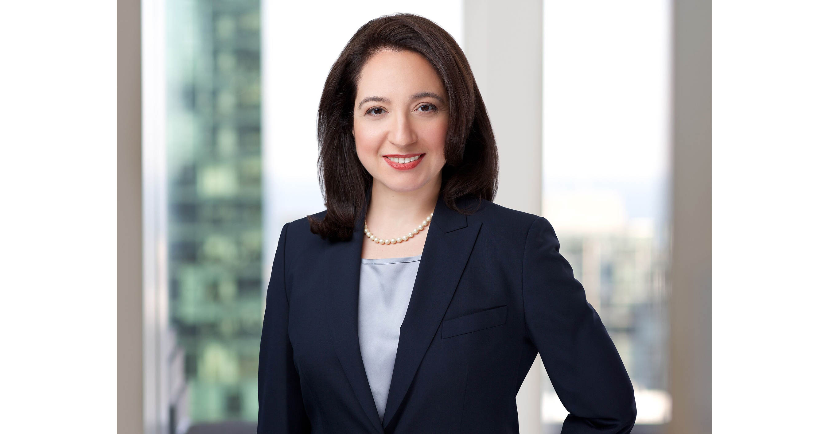 Crowell & Moring Expands Financial Services Group with Former UBS Bank USA General Counsel Cristina Diaz