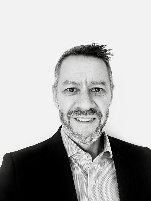 Dr. Neil Anderson, Chief Revenue Officer, Myrias Optics