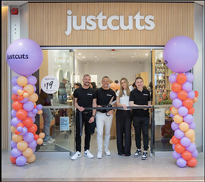 One of Australia's Biggest Salon Success Stories Makes Its Canadian Debut
