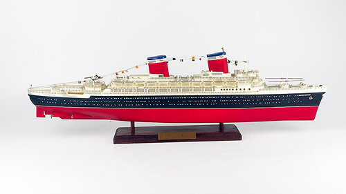SS United States: Fully Assembled Glencoe Model