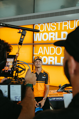 Velo and McLaren Mastercard Formula 1® Team Release Behind-the-Scenes Imagery of Lando Norris & Oscar Piastri from latest shoot Velo and McLaren Mastercard Formula 1® Team Release Behind-the-Scenes Imagery of Lando Norris & Oscar Piastri from latest shoot