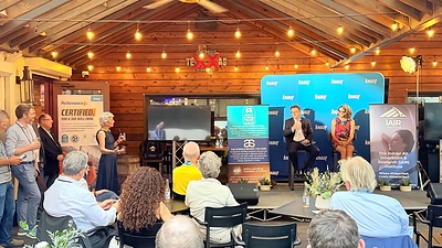 Dr Stephanie Taylor poses a question to Dr John McKeon and Dr Jessica Green at the iAIR Institute Scientific Leadership Forum